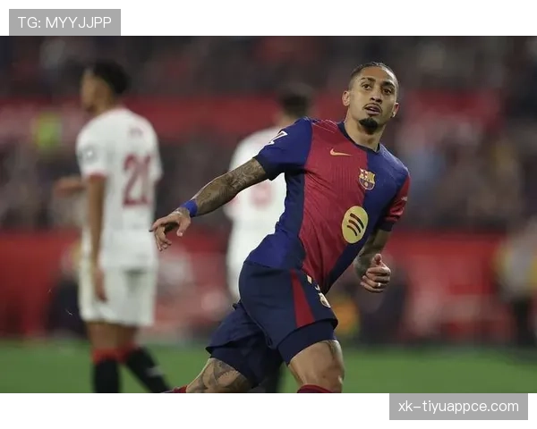 拉菲尼亚巴萨定位尴尬解析：战术适配与角色需求差距在哪？