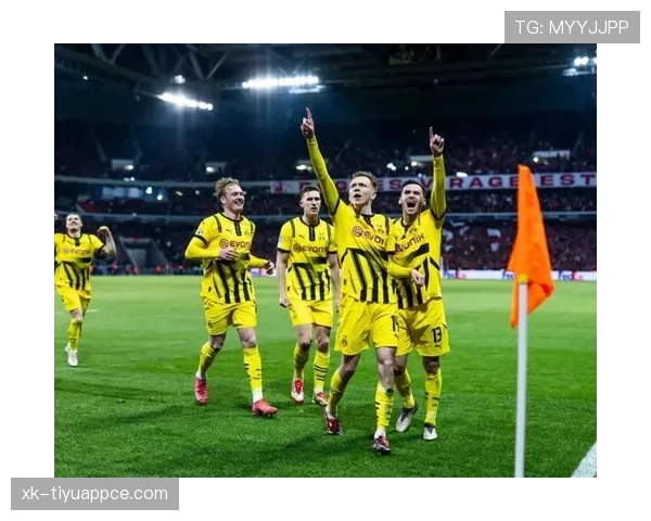 多特蒙德攻防转换提速，防守漏洞是否愈发暴露？